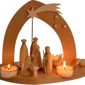 Schalling, crèche moderne Arche Pyramide Moderne De Noël En Bois D'Aulne