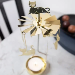 Pluto Produkter, déco de Noël Scandinave Bougeoir Carrousel Famille Chats Dores