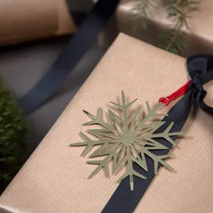Pluto Produkter, déco de Noël Scandinave Etoile Metal Dore Design A Suspendre Au Sapin